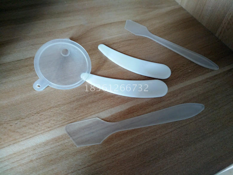 Crescent Moon Stick Cream Cream Spoon Mask Mask Mỹ phẩm Công cụ đóng gói 25ml Ống tiêm phễu nhựa - Các công cụ làm đẹp khác dao cạo lông mày