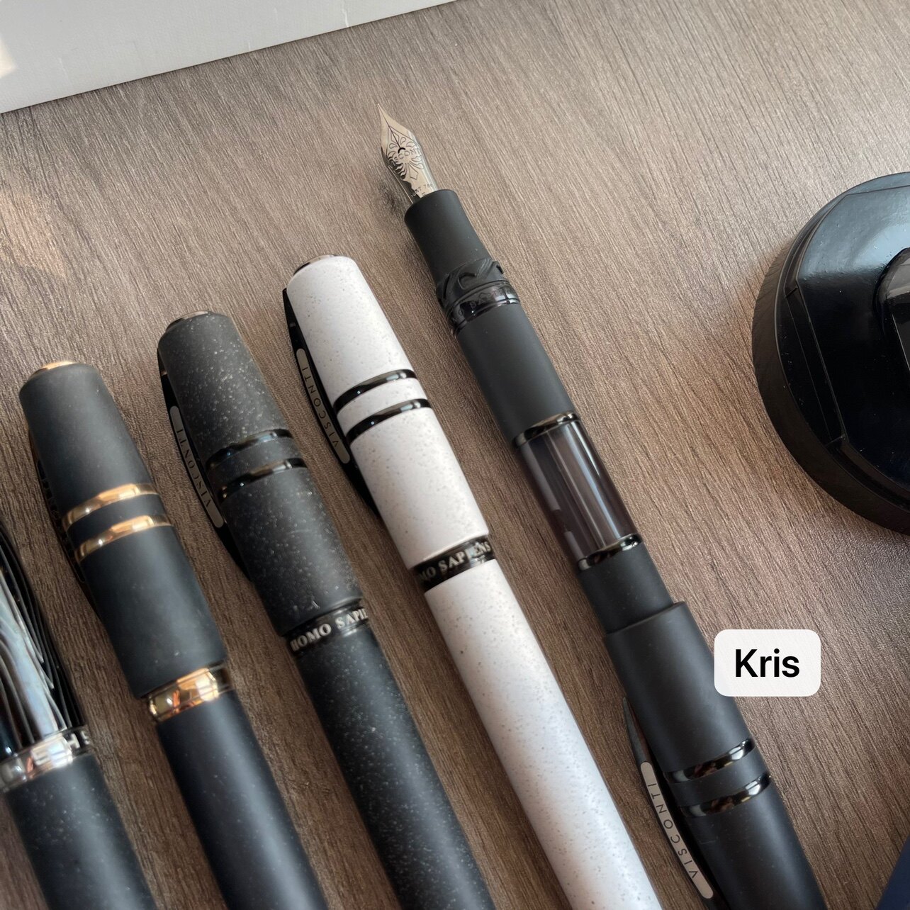 Ручка перьевая 意大利visconti智人系列 火山岩 18k金尖钢笔