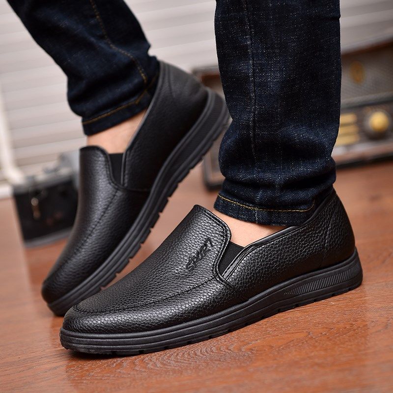 男休闲鞋日常休闲英伦皮鞋韩版商务中老年男鞋春秋季黑色爸爸鞋子