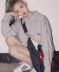 AKA studio. Áo len thêu chữ retro đơn giản của Hàn Quốc Áo thun dài tay Polo mẫu 18AW nam và nữ áo thun cotton nam Polo