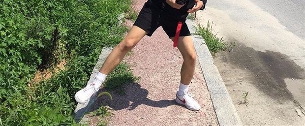 Cùng một máy bán hàng tự động. Quần nam một mảnh đa năng phù hợp với quần short quan kaki nam