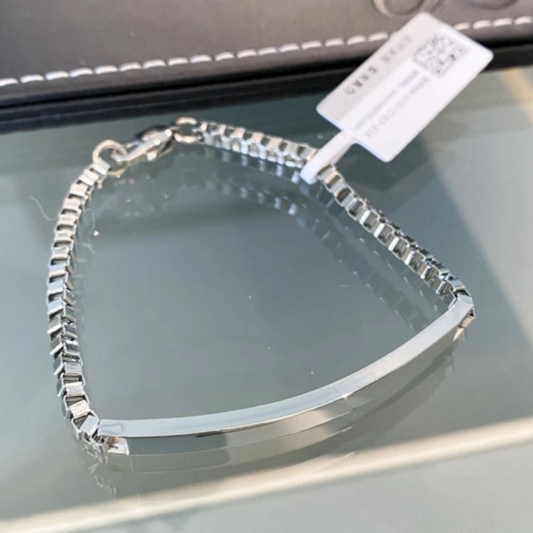 Official Genuine Celie Kalra Wang Jiaer Same Style Bracelet Fearless Couple Positive Energy Engraved Bracelet