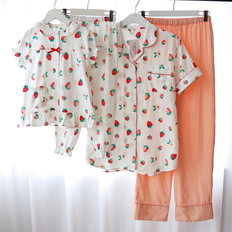 Summer Mother Daughter Parenting Thin Pyjamas Short Sleeves Long Pants Suit Breathable Full Cotton Double Layer Gauze Sweet Strawberry Home Clothing