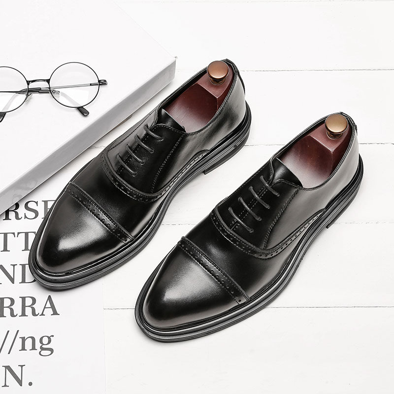 Small leather shoes boys Korean version of Joker British leather pointed shoes business dress casual men's fashion lace-up shoes