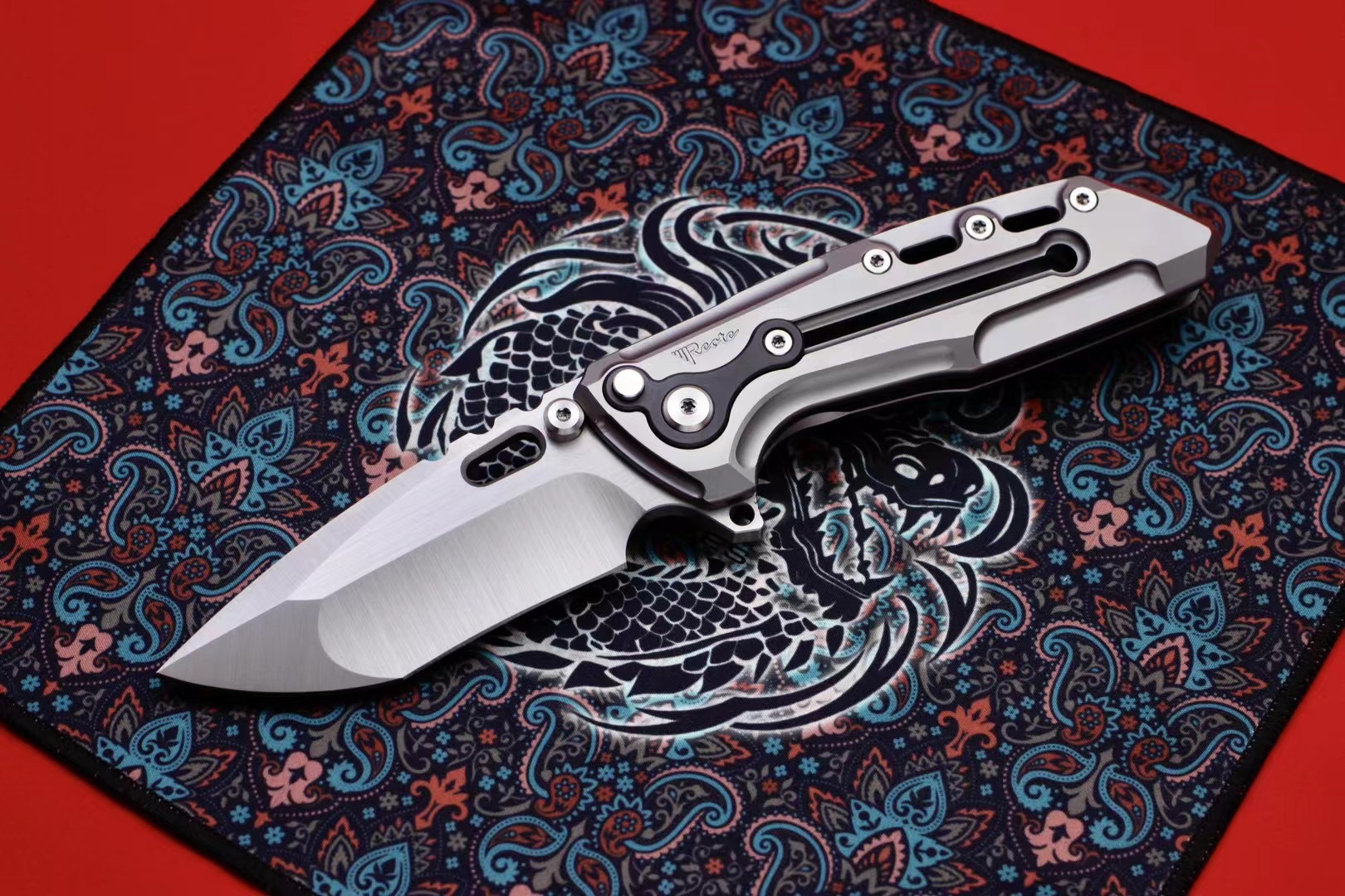 KGB钛合金蝰蛇美工刀：裁纸艺术中的硬核玩家