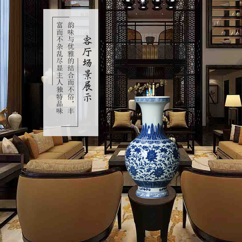 Jingdezhen porcelain vases, antique hand - made classical Chinese style household bound branch lines of blue and white porcelain vase furnishing articles