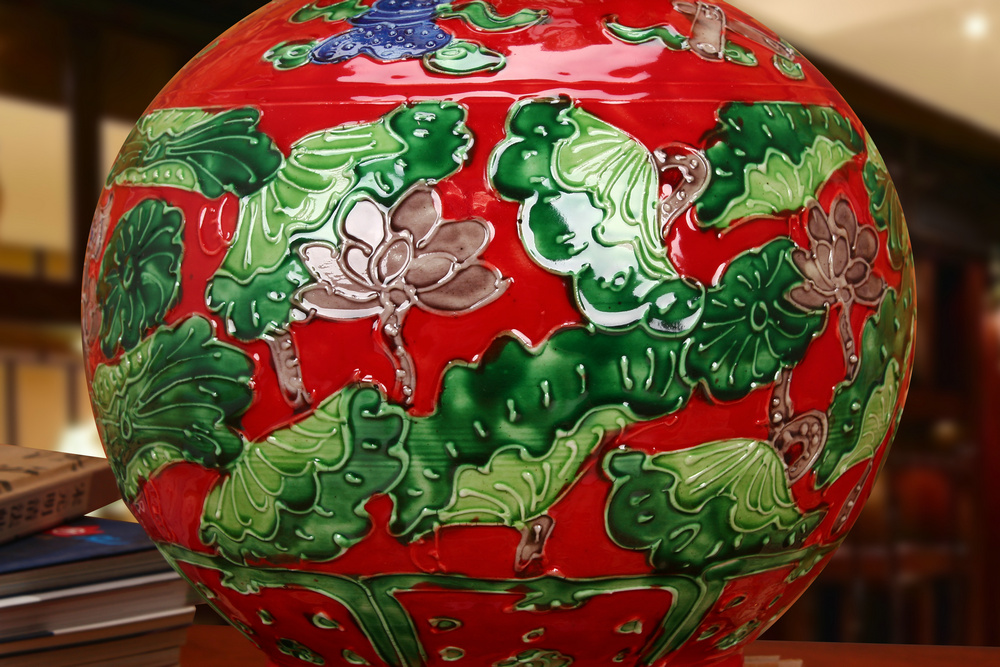 Jingdezhen ceramics archaize hand - carved yuanyang vase classical wedding gifts home decoration furnishing articles
