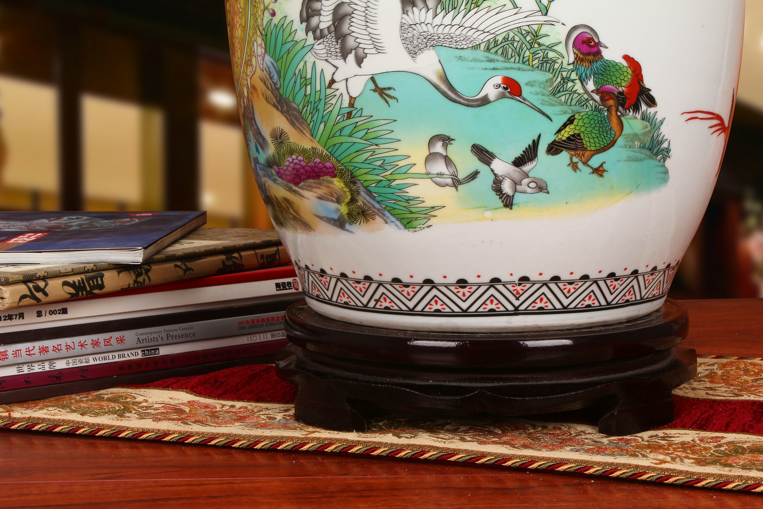 Idea for gourd jingdezhen ceramics powder enamel birds pay homage to the king of large vases, modern Chinese style household crafts