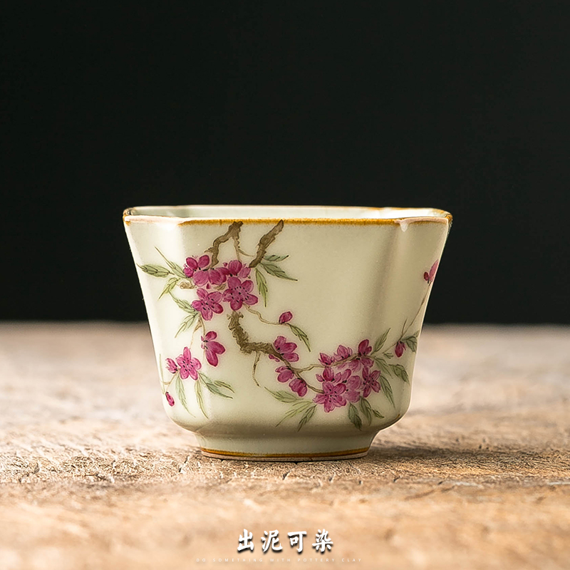 Out of the mud can be dyed pure handmade you secret square peach blossom tea cup Jingdezhen ceramic Kung Fu tea cup host cup sample tea cup