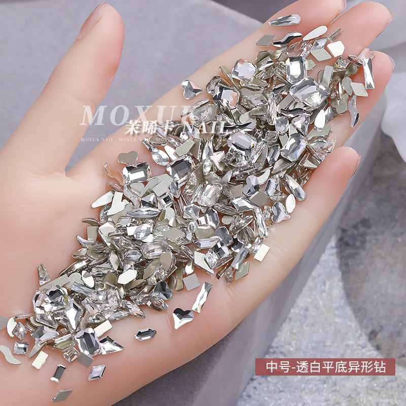 100 Pieces of Medium-Sized Trendy Nail Art Decorations, Super Shiny Transparent White Rhinestones, Flat-Bottomed Irregular-Shaped Rhinestones for Nail Decoration, Full Rhinestone Coverage