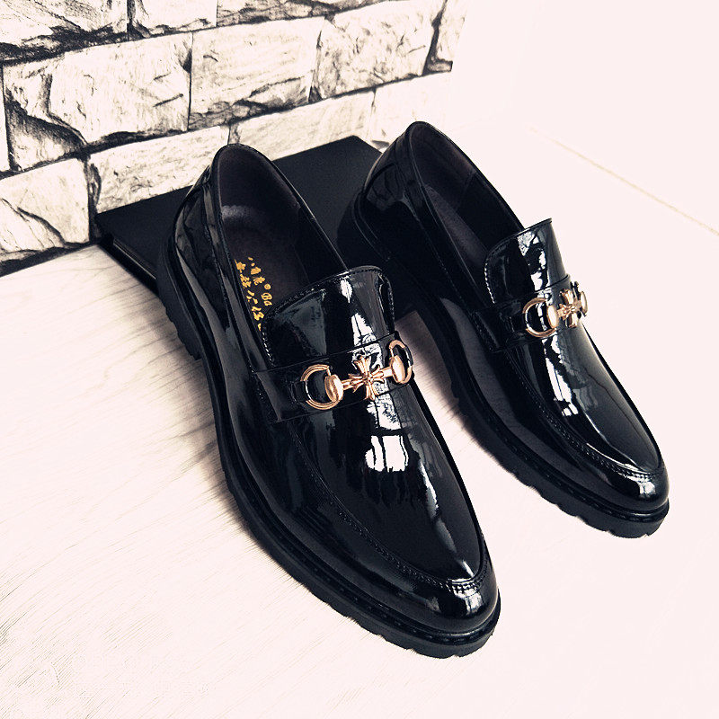 Men's Leather Shoes Breathable Bright Leather British Korean Style Pointed Toe Black Leather Shoes Hair Stylist Business Casual Dress Wedding Shoes