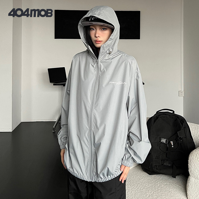 404MOB ຜ້າໄຫມນ້ໍາກ້ອນບາງໆ breathable hooded sun protection clothes ປ້ອງກັນ UV ຂອງຜູ້ຊາຍແນວໂນ້ມ summer ກາງແຈ້ງ antibacterial jacket