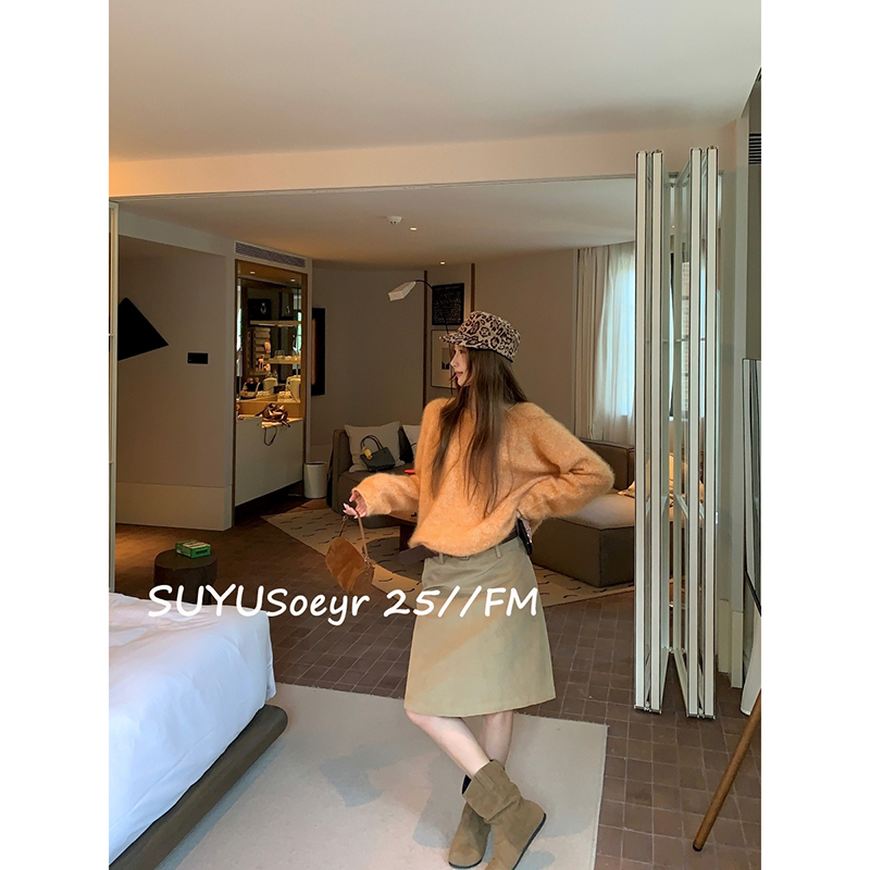 Soeyr Marshmallow Wool Brushed Yarn Super Soft and Gentle Knitted Sweater with Rolled Edges and Variegated Colors Korean Style Sweater