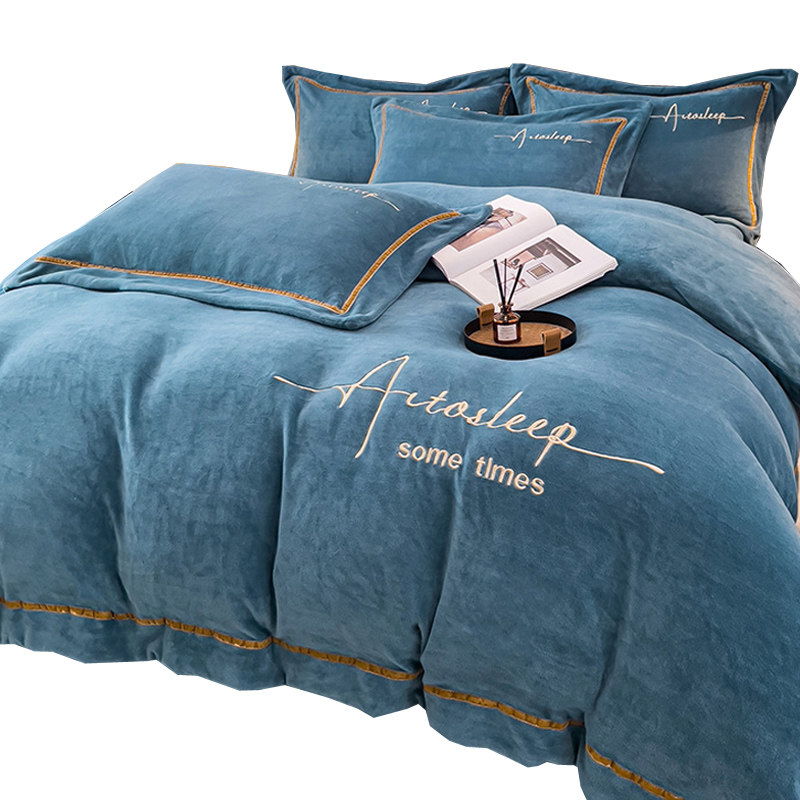 Winter Fleece Quilt Cover Four-Piece Set, Winter Milk Velvet Quilt Cover, Flannel Bed Sheet, Crystal Coral Velvet Bedding