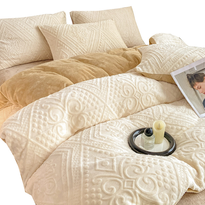 Carved Milk Velvet Four-Piece Bedding Set, Winter Coral Velvet Duvet Cover, Thickened Flannel Bed Sheet, Flannel Fitted Sheet
