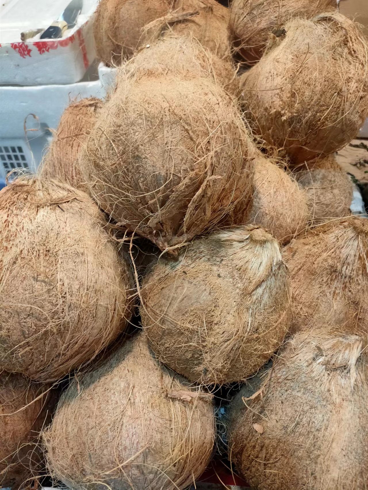 缅甸去皮新鲜老椰子｜榨汁泡鲁达椰丝！椰香爆棚的热带风情暴击！-椰青-淘宝好物网