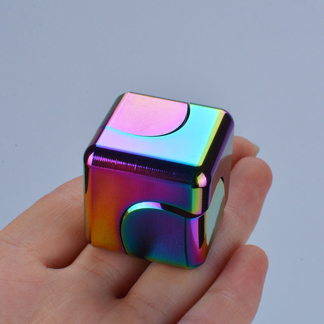 ໝຸນ Rubik's Cube Finger Gyro Toy Colorful Fingertip Mechanical Finger EDC Decompression Artifact Black Technology Alloy Metal