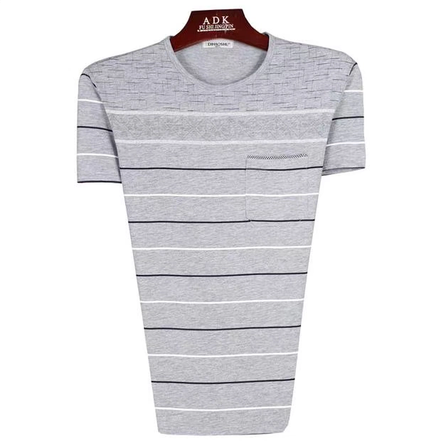 Mùa hè mới trung niên nam ngắn tay áo thun cổ tròn rộng kích thước lớn quần áo cotton cotton nam