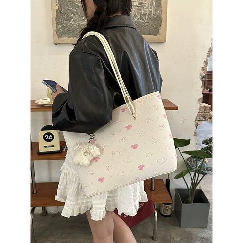 Сумка через плечо, вместительная и большая сумка подмышку, барсетка, делается под заказ, городской стиль