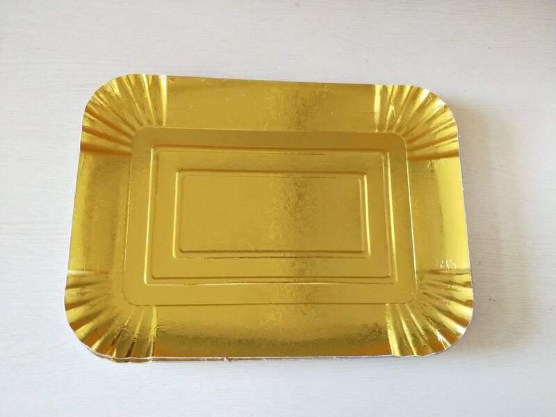 Disposable Eco-Friendly Yellow Aluminum Foil Paper Plates for Barbecue, Golden Tray Paper Dishes, Minimum Order of One Hundred Pieces Disposable Eco-Friendly Yellow Aluminum Foil Paper Plates for Barbecue, Golden Tray Paper Dishes, Minimum Order of One Hundred Pieces