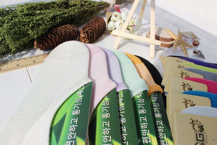 Cotton nam và nữ vớ vớ mùa hè sợi tre vớ silicone chống trượt chống lại vớ vô hình vớ thể thao vớ nông miệng vớ thuyền quần tất da nữ