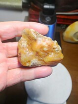 Shoushan Stone Shoushan Tianhuangyuan Shitian Huangyuan Shi Tian Huangzi 65 grams