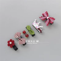 Большая красная вишня