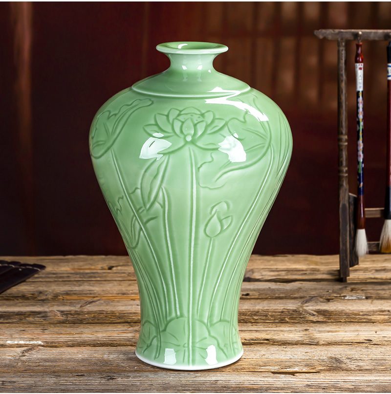 Jingdezhen ceramic vase furnishing articles of Chinese style restoring ancient ways flower arranging flower arrangement sitting room adornment is light decoration key-2 luxury celadon porcelain