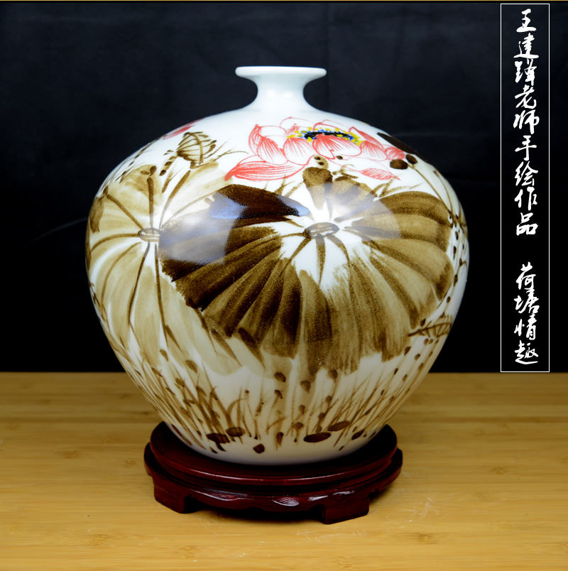 Jingdezhen ceramics hand - made of blue and white porcelain vase in the sitting room TV ark, home decoration crafts porcelain furnishing articles