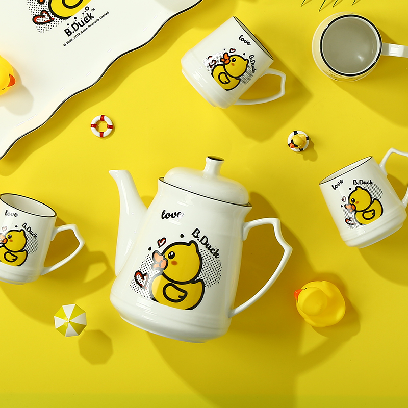 Yellow duck ceramic cartoon water drinking cups of suit good - & lovely gift cup cold water pot sitting room