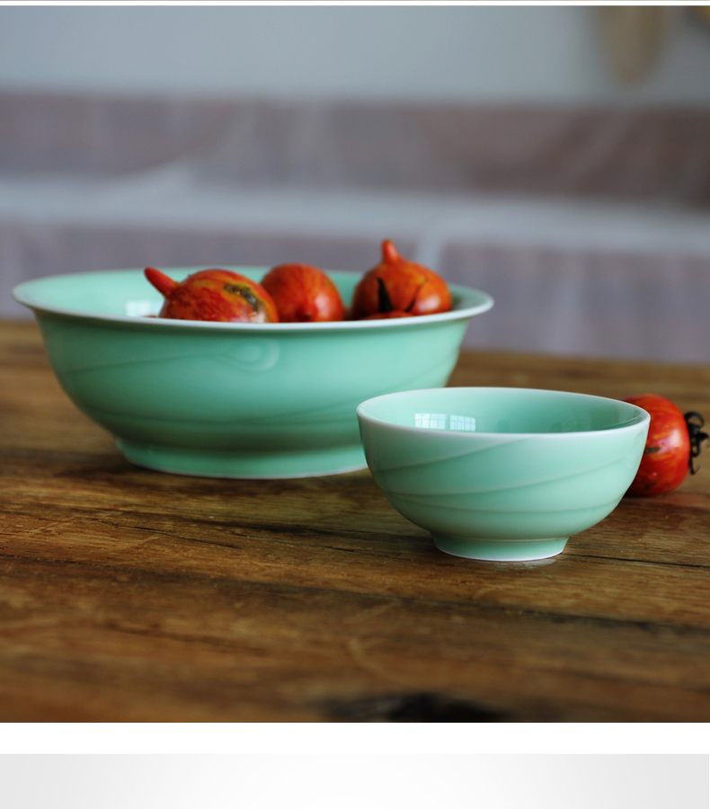 Oujiang longquan celadon dish dish household of Chinese style ceramic plate of rice bowls bowl dish of chicken feather name plum vinegar green tableware