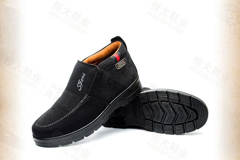 Giày vải Bắc Kinh cũ Giày cotton nam mùa đông ấm áp cộng với nhung cao để giúp giày nam dày cha trung niên - Giay cao giày the thao nam hàng hiệu