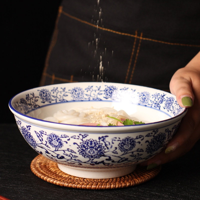 Take a millennium ramen bowl Hotel beef pull noodle bowl Chinese commercial ceramic ceramic porcelain fat soup bowl