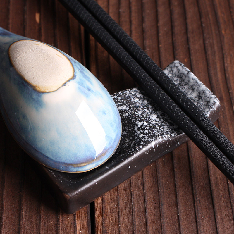 Japanese-style cute chopsticks holder creative hotel special restaurant commercial chopsticks high-end Chinese chopsticks spoon dual-use porcelain pottery
