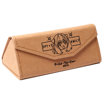Ania glasses box around the spy play house