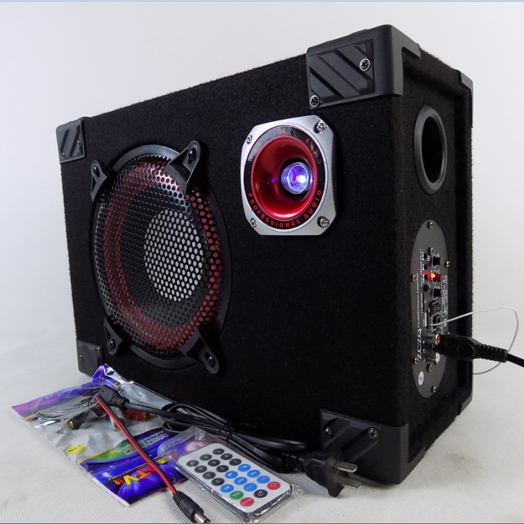 Square 8 - inch multi - functional car subwoofer 12V24V220V computer speaker plug - in UDB multi - use Bluetooth sound