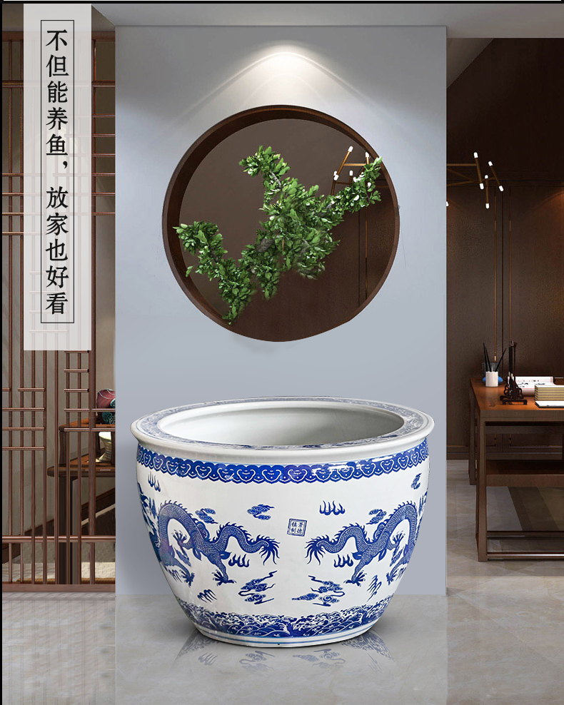 Jingdezhen ceramic aquarium bowl lotus lotus lotus cylinder cylinder tortoise home sitting room is blue and white bowl lotus basin water tanks