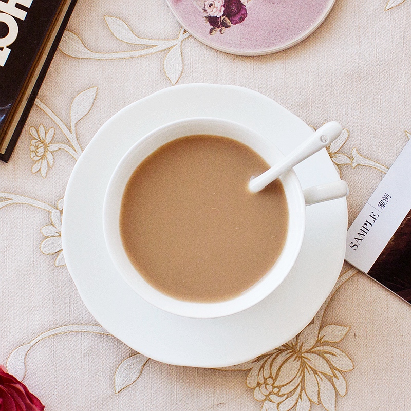 Contracted and pure white ceramic coffee cup home coffee cups and saucers spoon suit artical ipads China tea cups