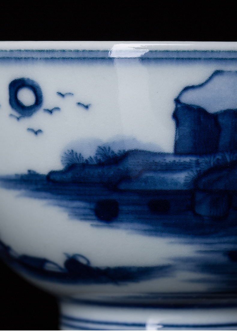 Clock kung fu tea house up with jingdezhen blue and white maintain master cup single CPU ceramics burn landscape high - grade tea cups