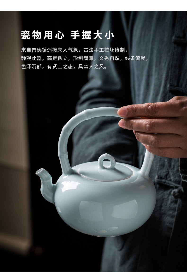 Clock home suit household jingdezhen up CPU shadow celadon kung fu tea cozy visitor group office lazy tea sets