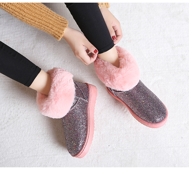 Giày nữ tuyết nữ ống ngắn màu đỏ một chân dày 2018 mới cộng với giày nhung cotton ngắn nữ mùa đông giày boot