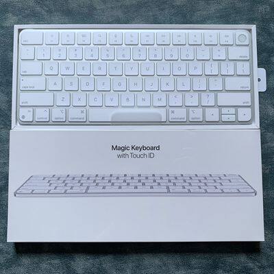Apple/Apple Magic Keyboard wireless Bluetooth control keyboard with fingerprint touch ID keyboard