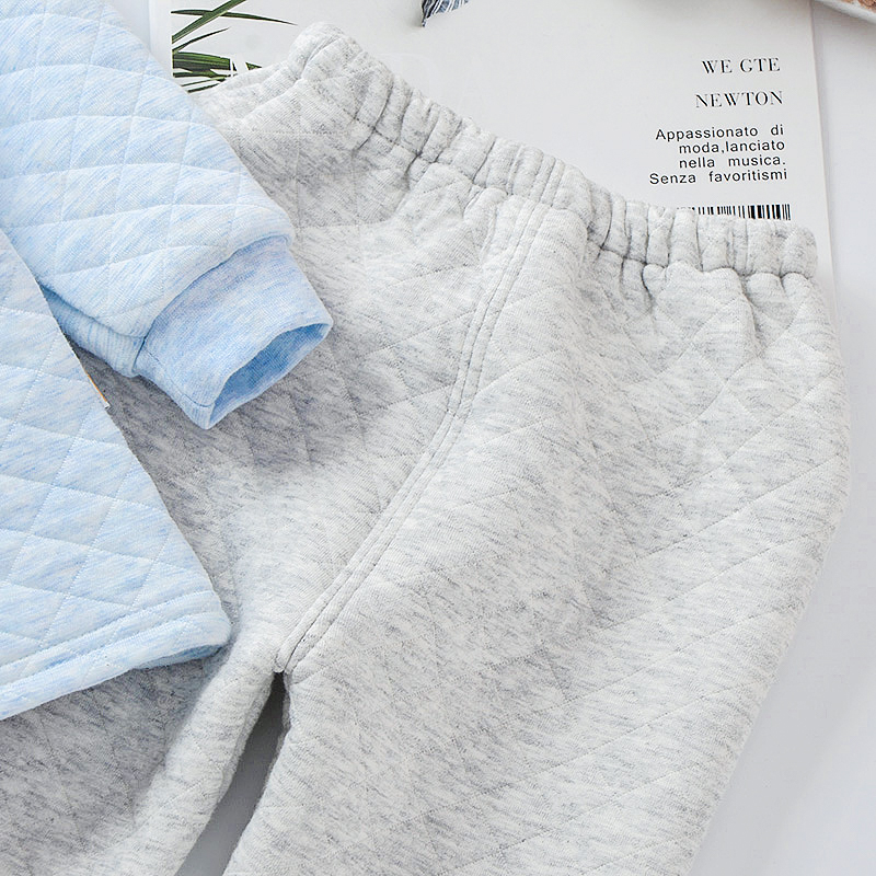 Đồ lót trẻ em mùa đông nhiệt bộ cotton 2 tuổi Nữ đồ lót trẻ em đáy quần nhồi bông 1 quần áo trẻ em mùa thu đồ vest bé trai