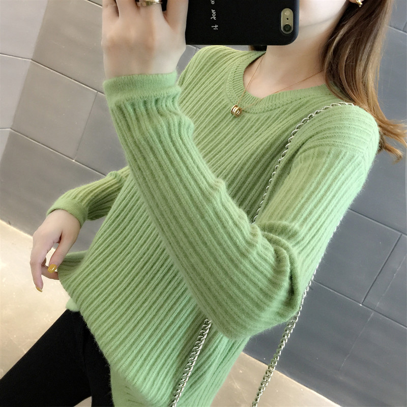 2022 autumn and winter new round neck long-sleeved knitted bottoming shirt loose outerwear solid color foreign style all-match sweater women