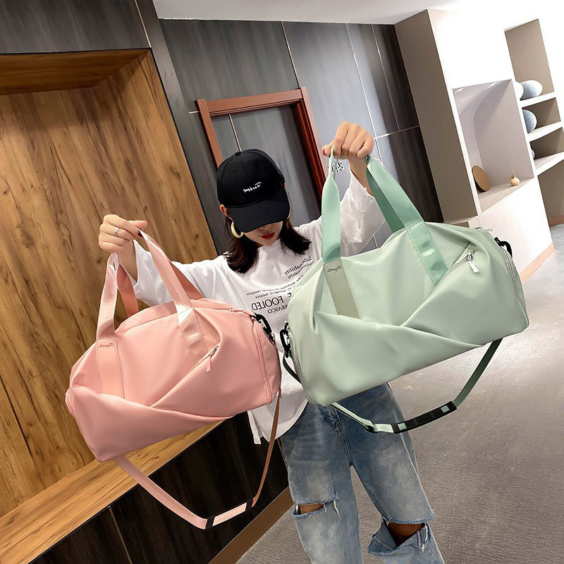 Japanese gp waterproof large-capacity yoga sports fitness bag women's portable shoulder bag cylinder printing travel bag