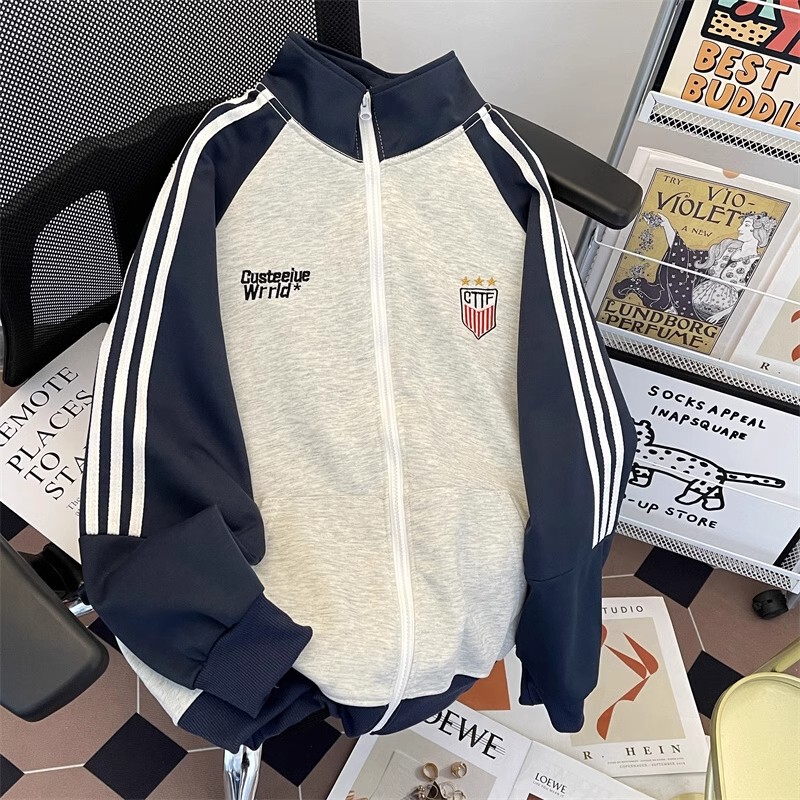 American Retro Three-Stripe Stand-Collar Sweatshirt for Men and Women, Autumn and Winter Design with Color-Blocking and Embroidery, Trendy Baseball Jacket