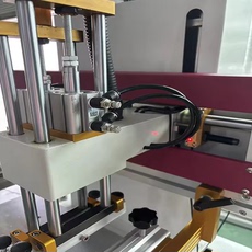 Экран печатная машина 平台升降丝印机 纸皮布料玻璃板堆叠料丝网印花机 自动印刷丝印机