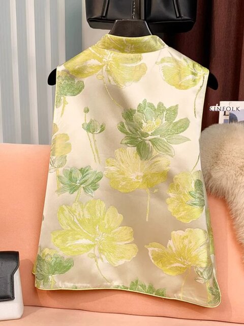 New Chinese-Style Light National Style Embroidered Vest 2024 Spring and Autumn New Fashion Outerwear with Traditional Buttons