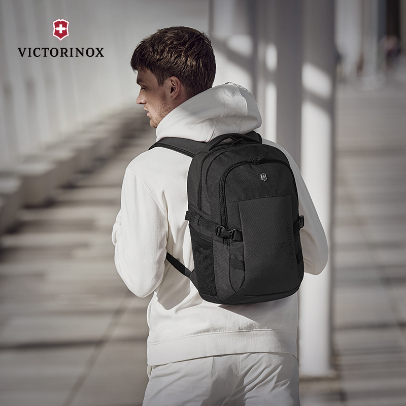 Victorinox Swiss Army Knife Sports Series 15inch Business Commuting Large Capacity Computer Backpack Men's Backpack School Bag