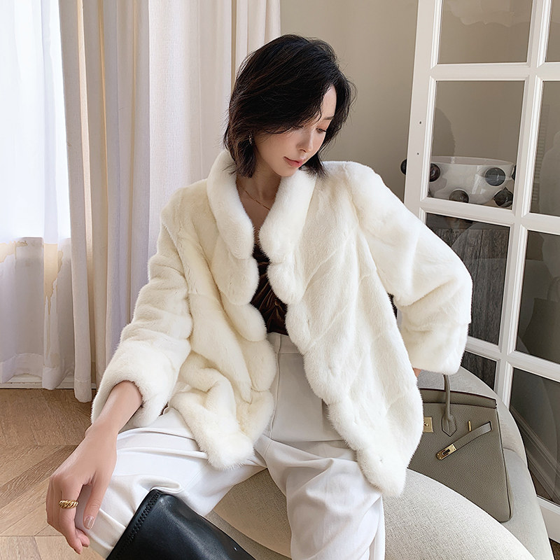 Mink fur women's 2021 winter new imported velvet whole mink mink fur coat short fur coat white